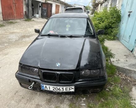 Чорний БМВ 3 Серія, об'ємом двигуна 2.5 л та пробігом 500 тис. км за 1000 $, фото 7 на Automoto.ua