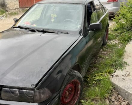 Чорний БМВ 3 Серія, об'ємом двигуна 2.5 л та пробігом 500 тис. км за 1000 $, фото 6 на Automoto.ua