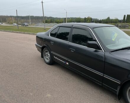 Чорний БМВ 3 Серія, об'ємом двигуна 2.5 л та пробігом 417 тис. км за 1700 $, фото 2 на Automoto.ua