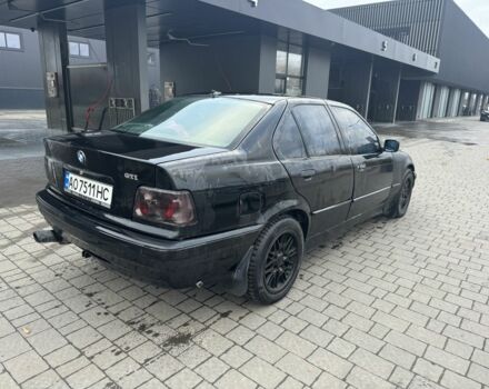 Черный БМВ 3 Серия, объемом двигателя 1.8 л и пробегом 358 тыс. км за 1000 $, фото 2 на Automoto.ua