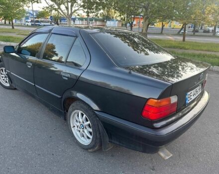 Чорний БМВ 3 Серія, об'ємом двигуна 1.6 л та пробігом 288 тис. км за 2750 $, фото 4 на Automoto.ua