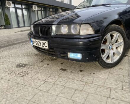 Чорний БМВ 3 Серія, об'ємом двигуна 1.8 л та пробігом 215 тис. км за 1900 $, фото 4 на Automoto.ua