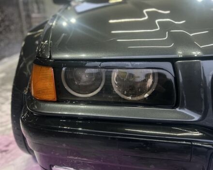 Черный БМВ 3 Серия, объемом двигателя 2 л и пробегом 250 тыс. км за 3500 $, фото 3 на Automoto.ua