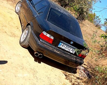 Чорний БМВ 3 Серія, об'ємом двигуна 1.6 л та пробігом 0 тис. км за 1500 $, фото 3 на Automoto.ua