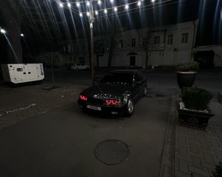 Черный БМВ 3 Серия, объемом двигателя 2 л и пробегом 250 тыс. км за 3500 $, фото 4 на Automoto.ua