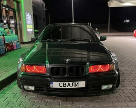 Черный БМВ 3 Серия, объемом двигателя 2 л и пробегом 250 тыс. км за 3500 $, фото 1 на Automoto.ua