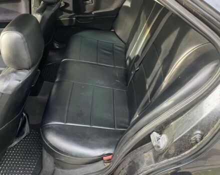 Чорний БМВ 3 Серія, об'ємом двигуна 1.8 л та пробігом 215 тис. км за 1900 $, фото 6 на Automoto.ua