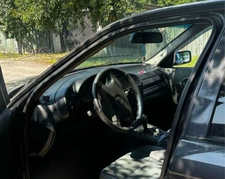 Черный БМВ 3 Серия, объемом двигателя 1.6 л и пробегом 490 тыс. км за 3300 $, фото 4 на Automoto.ua