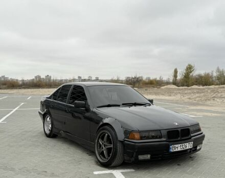 Черный БМВ 3 Серия, объемом двигателя 2 л и пробегом 260 тыс. км за 4000 $, фото 1 на Automoto.ua