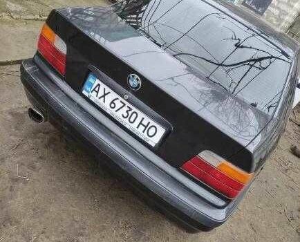 Чорний БМВ 3 Серія, об'ємом двигуна 1.8 л та пробігом 375 тис. км за 2138 $, фото 1 на Automoto.ua