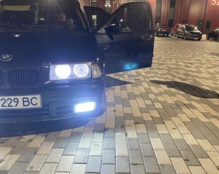 Чорний БМВ 3 Серія, об'ємом двигуна 1.8 л та пробігом 215 тис. км за 1900 $, фото 5 на Automoto.ua