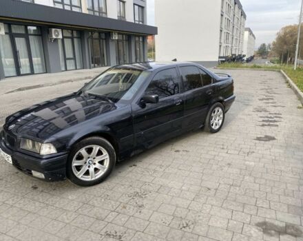 Чорний БМВ 3 Серія, об'ємом двигуна 1.8 л та пробігом 215 тис. км за 1900 $, фото 1 на Automoto.ua