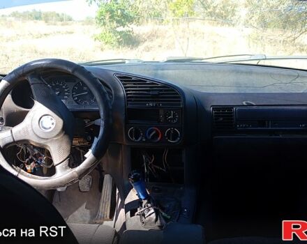 Чорний БМВ 3 Серія, об'ємом двигуна 1.6 л та пробігом 0 тис. км за 1500 $, фото 1 на Automoto.ua