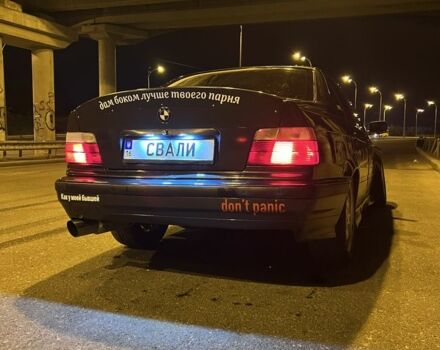 Черный БМВ 3 Серия, объемом двигателя 2 л и пробегом 250 тыс. км за 3500 $, фото 6 на Automoto.ua