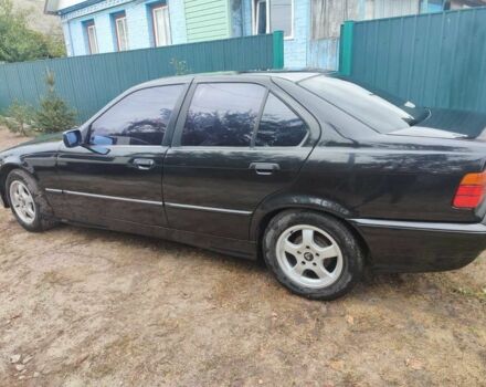 Черный БМВ 3 Серия, объемом двигателя 1.6 л и пробегом 3 тыс. км за 3064 $, фото 1 на Automoto.ua