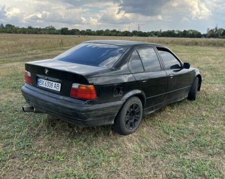 Чорний БМВ 3 Серія, об'ємом двигуна 1.6 л та пробігом 300 тис. км за 1453 $, фото 1 на Automoto.ua