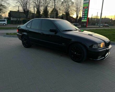 Черный БМВ 3 Серия, объемом двигателя 2.5 л и пробегом 453 тыс. км за 3300 $, фото 2 на Automoto.ua