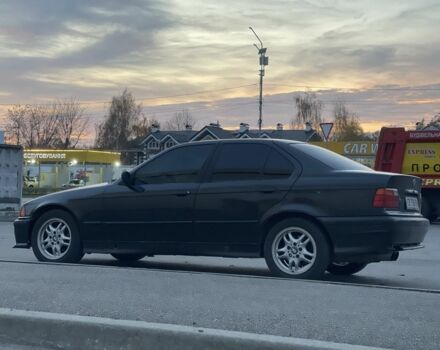 Черный БМВ 3 Серия, объемом двигателя 2 л и пробегом 276 тыс. км за 3000 $, фото 1 на Automoto.ua