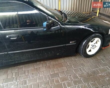 Черный БМВ 3 Серия, объемом двигателя 2.5 л и пробегом 400 тыс. км за 3906 $, фото 1 на Automoto.ua