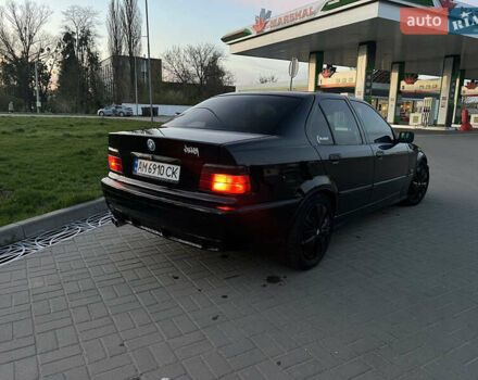 Чорний БМВ 3 Серія, об'ємом двигуна 2.49 л та пробігом 452 тис. км за 3800 $, фото 4 на Automoto.ua