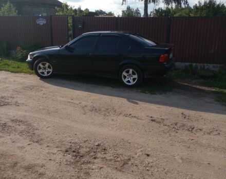 Чорний БМВ 3 Серія, об'ємом двигуна 2.5 л та пробігом 300 тис. км за 2500 $, фото 2 на Automoto.ua