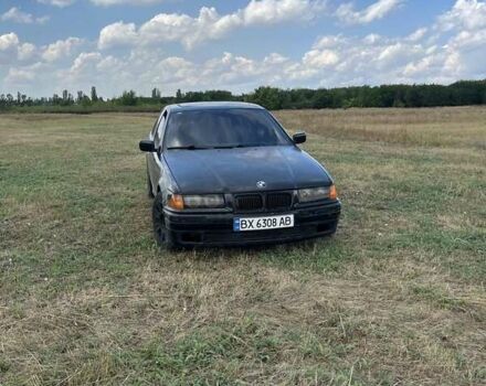 Чорний БМВ 3 Серія, об'ємом двигуна 1.6 л та пробігом 300 тис. км за 1453 $, фото 1 на Automoto.ua