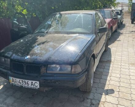 Черный БМВ 3 Серия, объемом двигателя 2.5 л и пробегом 2 тыс. км за 1000 $, фото 4 на Automoto.ua