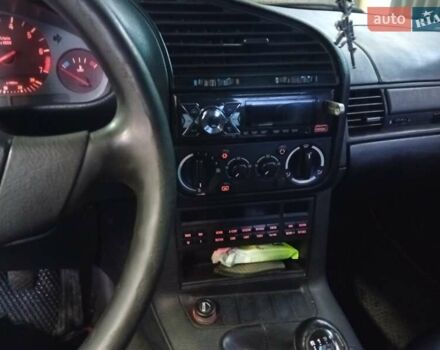 Черный БМВ 3 Серия, объемом двигателя 2.5 л и пробегом 400 тыс. км за 3906 $, фото 12 на Automoto.ua