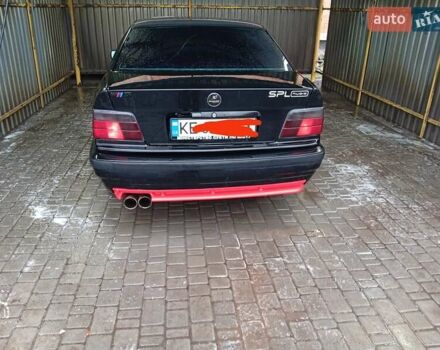 Черный БМВ 3 Серия, объемом двигателя 2.5 л и пробегом 400 тыс. км за 3906 $, фото 4 на Automoto.ua