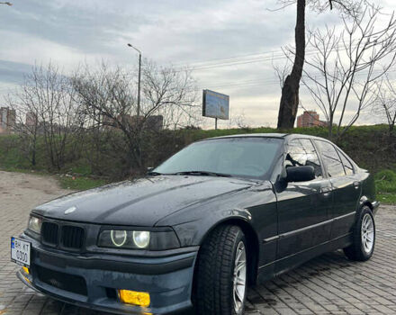 Черный БМВ 3 Серия, объемом двигателя 2.5 л и пробегом 250 тыс. км за 4700 $, фото 15 на Automoto.ua