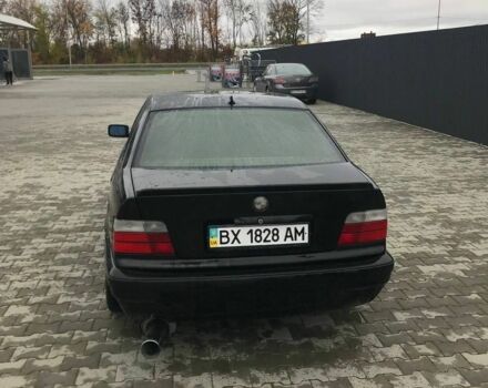 Чорний БМВ 3 Серія, об'ємом двигуна 2 л та пробігом 360 тис. км за 2550 $, фото 2 на Automoto.ua