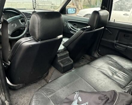 Черный БМВ 3 Серия, объемом двигателя 2.5 л и пробегом 390 тыс. км за 3600 $, фото 3 на Automoto.ua