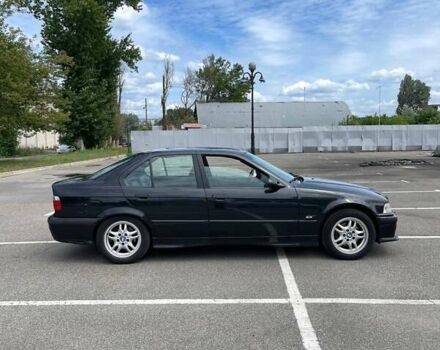 Черный БМВ 3 Серия, объемом двигателя 2 л и пробегом 510 тыс. км за 4600 $, фото 3 на Automoto.ua