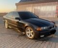Черный БМВ 3 Серия, объемом двигателя 1.8 л и пробегом 328 тыс. км за 2700 $, фото 1 на Automoto.ua