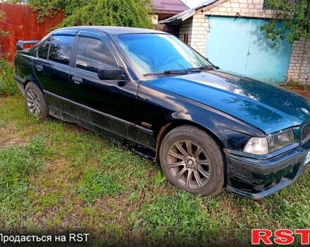 Чорний БМВ 3 Серія, об'ємом двигуна 1.8 л та пробігом 299 тис. км за 1900 $, фото 2 на Automoto.ua