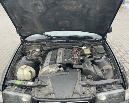 Черный БМВ 3 Серия, объемом двигателя 1.99 л и пробегом 245 тыс. км за 5200 $, фото 11 на Automoto.ua