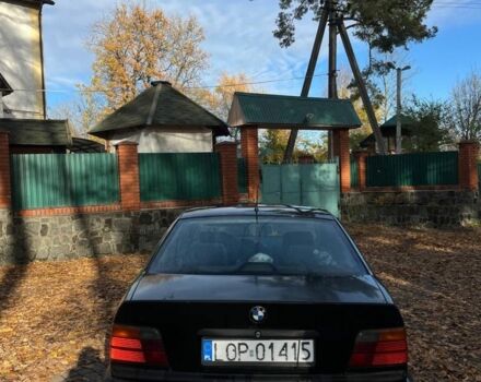 Чорний БМВ 3 Серія, об'ємом двигуна 1.8 л та пробігом 236 тис. км за 1100 $, фото 5 на Automoto.ua