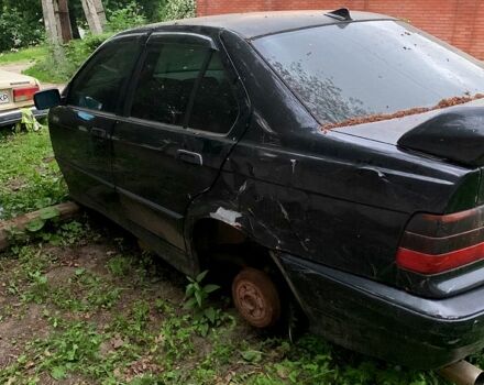 Черный БМВ 3 Серия, объемом двигателя 1.8 л и пробегом 330 тыс. км за 800 $, фото 2 на Automoto.ua