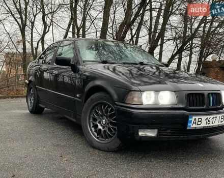 Черный БМВ 3 Серия, объемом двигателя 1.99 л и пробегом 420 тыс. км за 3300 $, фото 5 на Automoto.ua