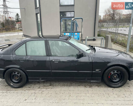 Черный БМВ 3 Серия, объемом двигателя 1.99 л и пробегом 245 тыс. км за 5200 $, фото 4 на Automoto.ua
