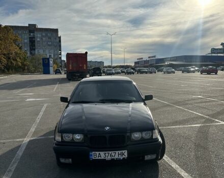 Черный БМВ 3 Серия, объемом двигателя 2.5 л и пробегом 425 тыс. км за 4700 $, фото 3 на Automoto.ua