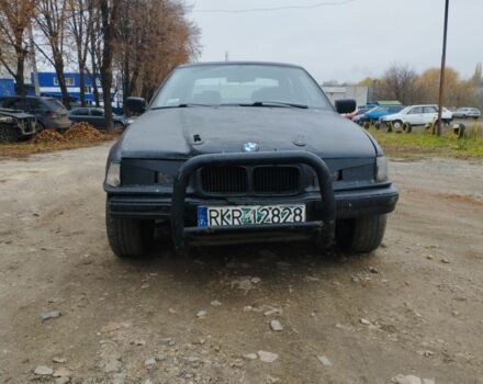 Черный БМВ 3 Серия, объемом двигателя 0 л и пробегом 250 тыс. км за 1000 $, фото 3 на Automoto.ua