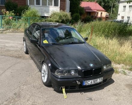Чорний БМВ 3 Серія, об'ємом двигуна 1.6 л та пробігом 480 тис. км за 2500 $, фото 2 на Automoto.ua