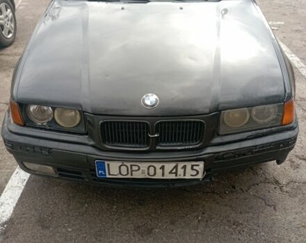 Чорний БМВ 3 Серія, об'ємом двигуна 2 л та пробігом 238 тис. км за 960 $, фото 2 на Automoto.ua
