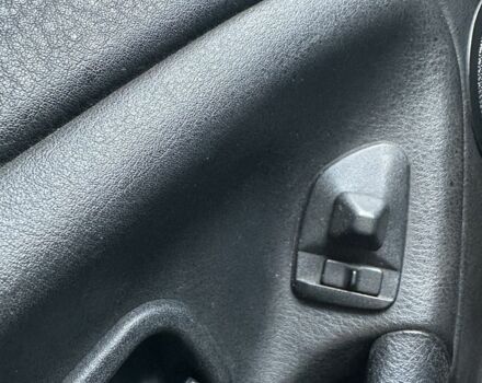 Черный БМВ 3 Серия, объемом двигателя 2.5 л и пробегом 425 тыс. км за 4700 $, фото 11 на Automoto.ua