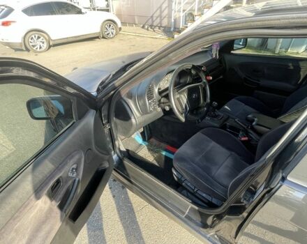 Черный БМВ 3 Серия, объемом двигателя 2 л и пробегом 300 тыс. км за 4500 $, фото 11 на Automoto.ua