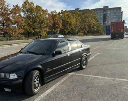 Черный БМВ 3 Серия, объемом двигателя 2.5 л и пробегом 425 тыс. км за 4700 $, фото 2 на Automoto.ua