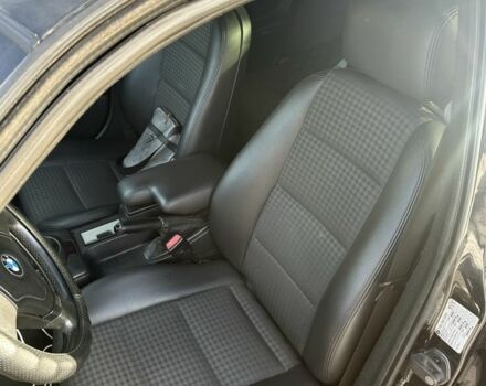 Черный БМВ 3 Серия, объемом двигателя 2.5 л и пробегом 425 тыс. км за 4700 $, фото 10 на Automoto.ua