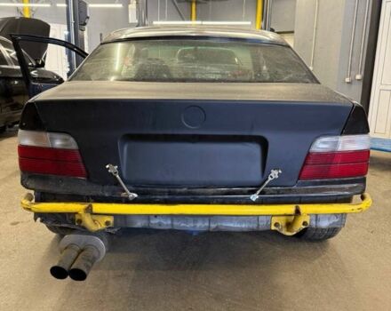 Черный БМВ 3 Серия, объемом двигателя 2 л и пробегом 20 тыс. км за 8500 $, фото 3 на Automoto.ua