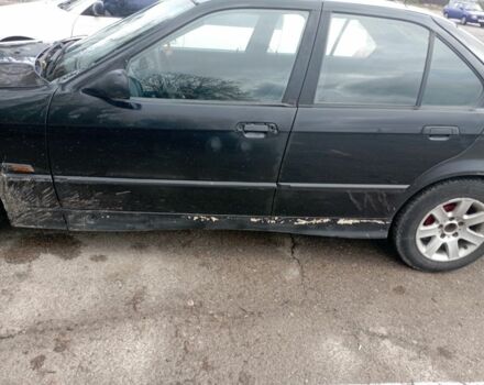 Чорний БМВ 3 Серія, об'ємом двигуна 2 л та пробігом 238 тис. км за 960 $, фото 4 на Automoto.ua